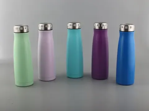 Vacuum Flask from Ami Houseware