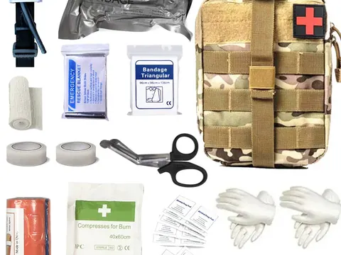 Outdoor First Aid Kit product photo