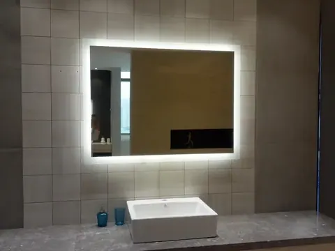 High Quality Lighted Mirror Model HQ001