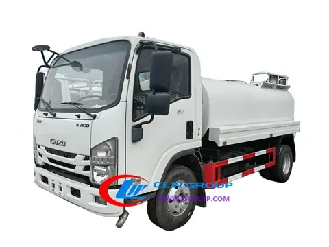 Isuzu water truck