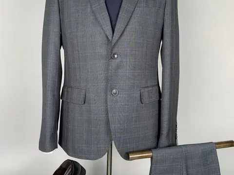 Men's Suits