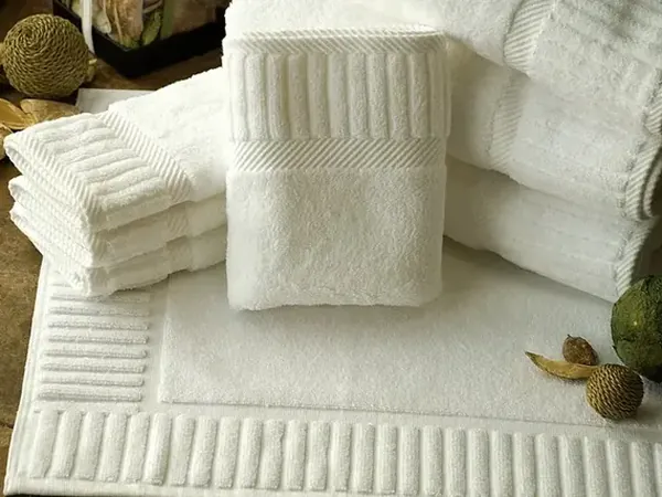 Bekleidung & Textilien – Produkte gelisteter Lieferanten