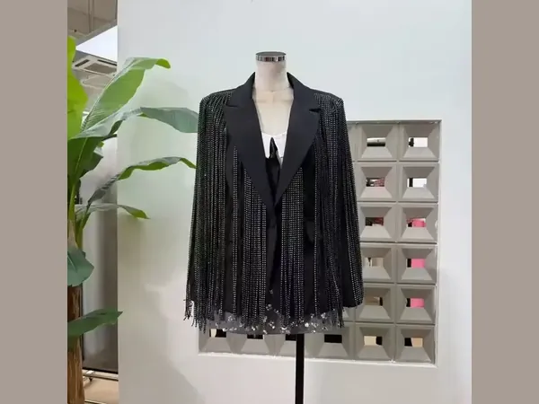 Black tailored blazer covered in crystal chain fringe with notch lapels — Guangzhou Joyue Apparel