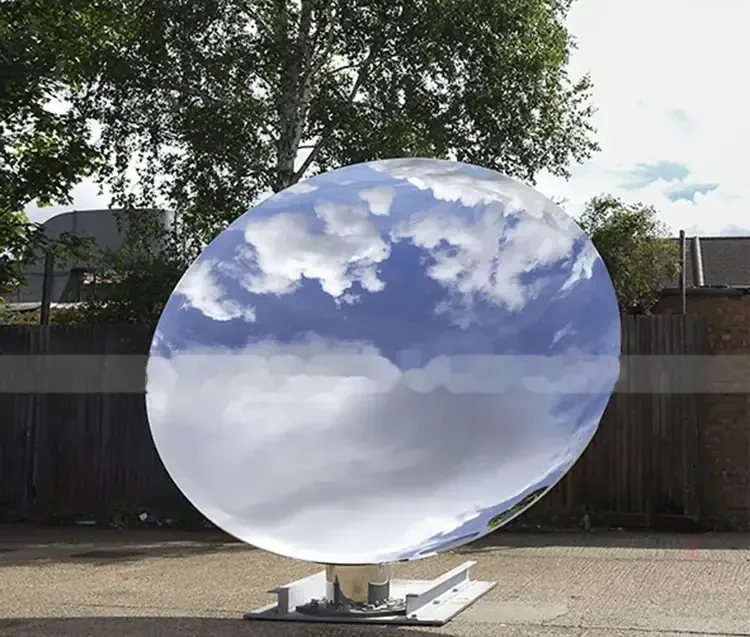 Outdoor Concave Mirror Discs