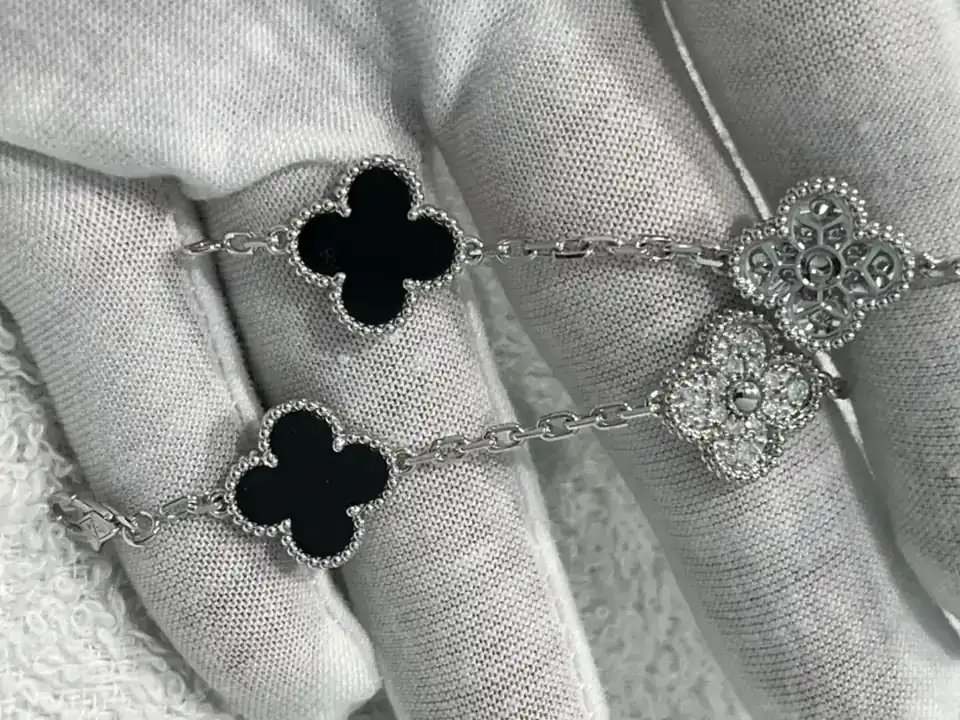 Four-Leaf Clover Motif Bracelet In Onyx And Diamond photographed at the BH Jewelry workshop in Shenzhen