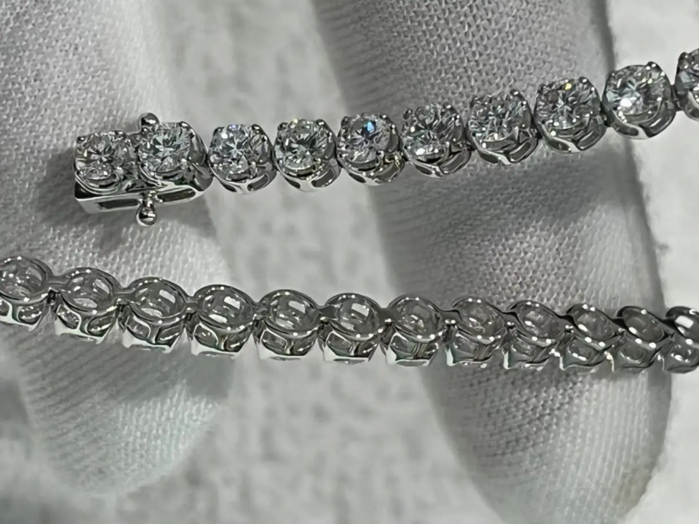 18K Diamond Tennis Bracelet, 7 Inches photographed at the BH Jewelry workshop in Shenzhen