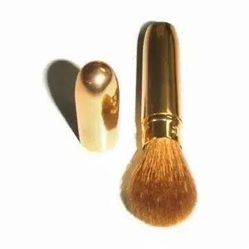 Cosmetic Retractable Powder Brush With Gold Ferrule