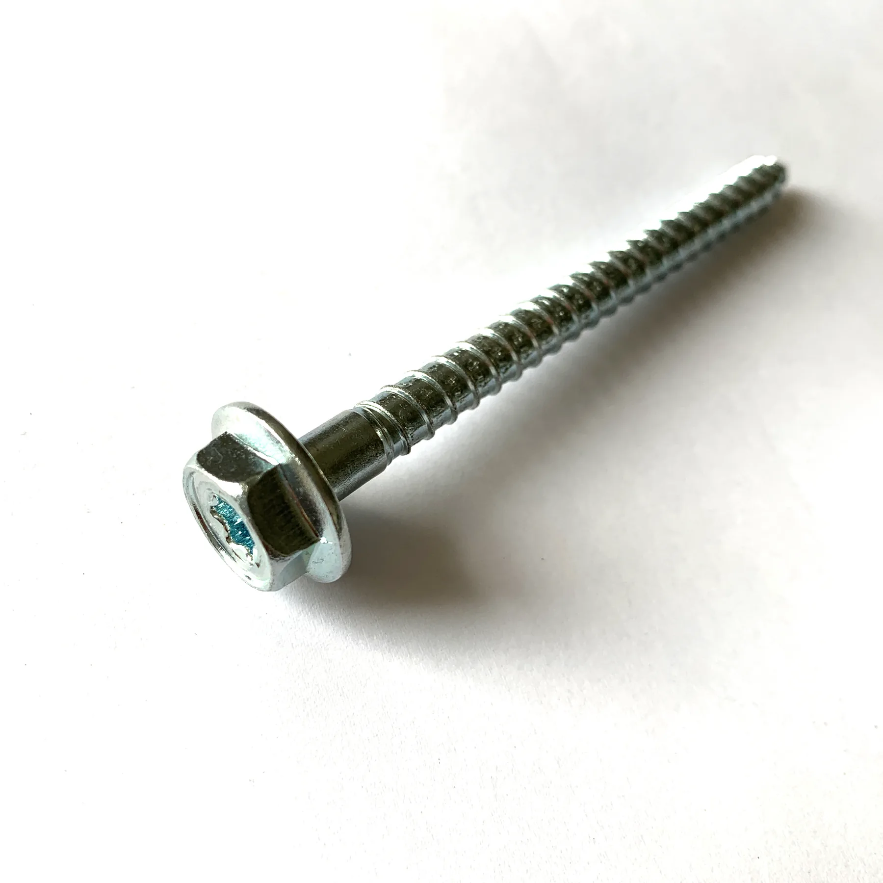 برغي خشب برأس سداسي وحز Torx