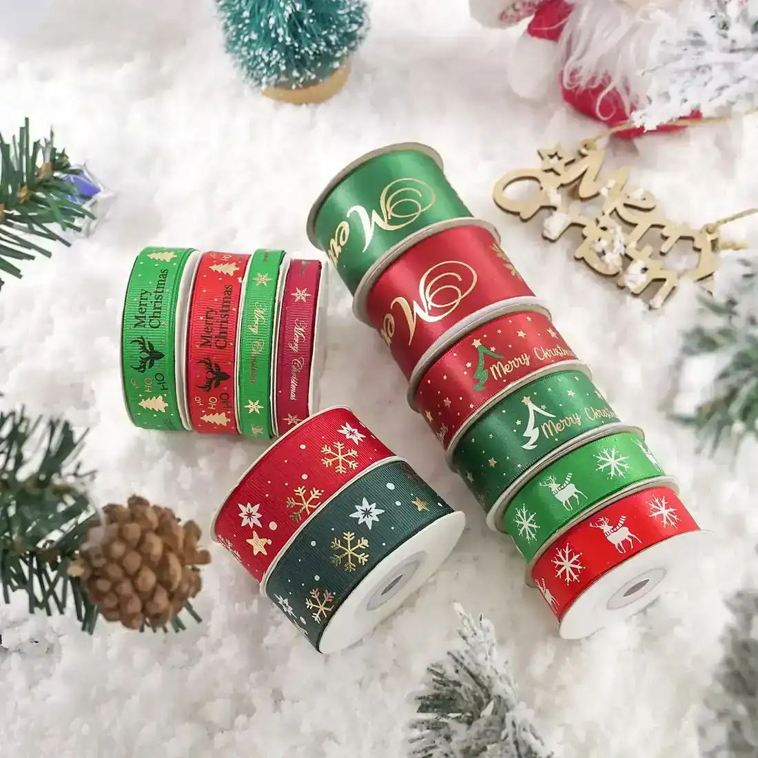 2022 Christmas Ribbon Tree Decoration with Gift Floral Packaging supplied by BY Boyuan