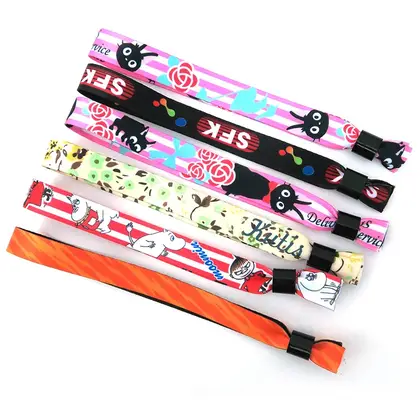Mobile Phone Lanyard Short Wrist Strap Flashlight U Disk detail view 2