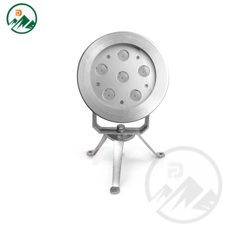 ضوء LED تحت الماء