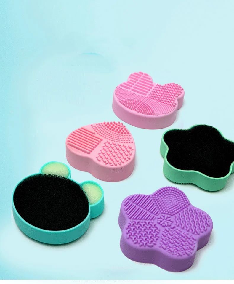Close-up of the multi-grain surface on a silicone brush cleaning pad
