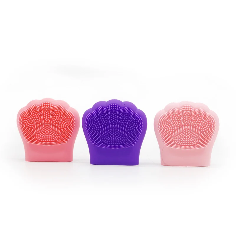 Close-up of the silicone brush head showing texture and hygiene design