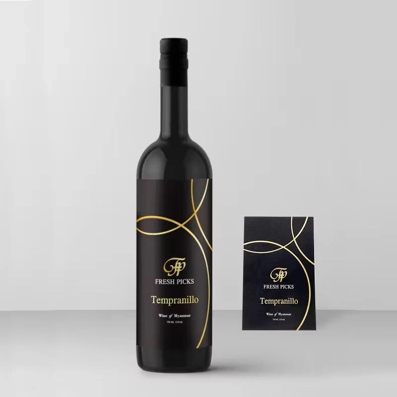 Custom 3D Gold Foil Waterproof Wine Bottle Labels 3 detail view