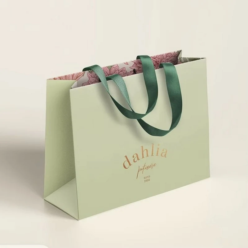 Recycled Material Gift Bags for Sustainable Celebrations 2