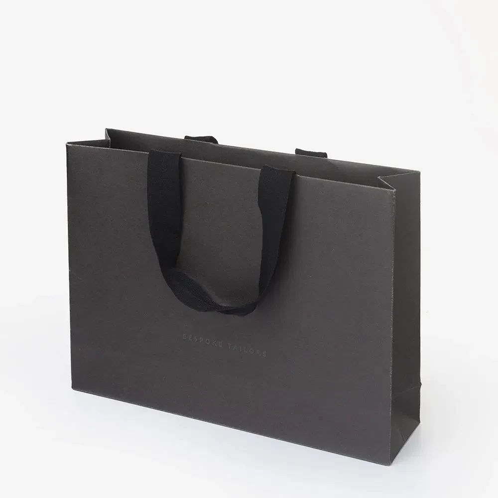 Custom Printed Luxury Black Cardboard Paper Bags for Clothing 7
