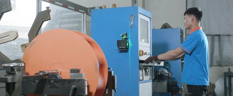 Equilíbrio dinâmico da lâmina eólica na planta Diamond em Fu’an Fujian