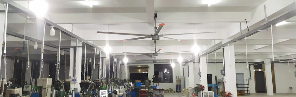 Ventilador industrial Diamond mostrado em um grande espaço de oficina