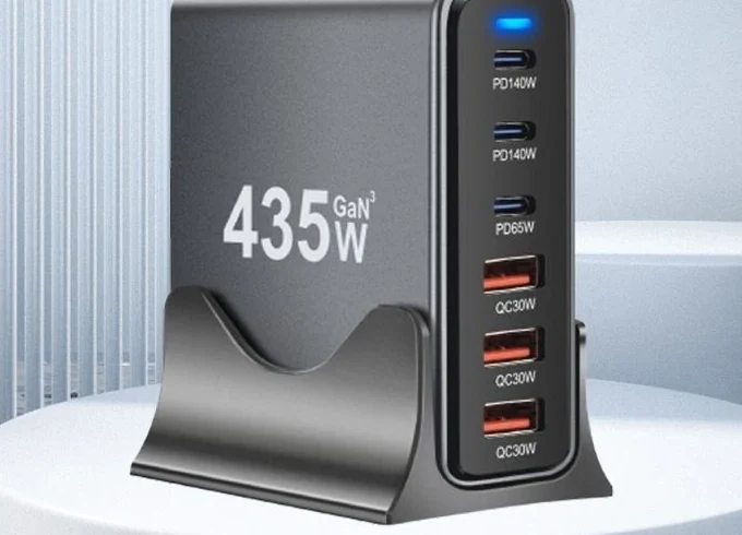 LEVA LW435 435W GaN desktop charger with 3C + 3A ports