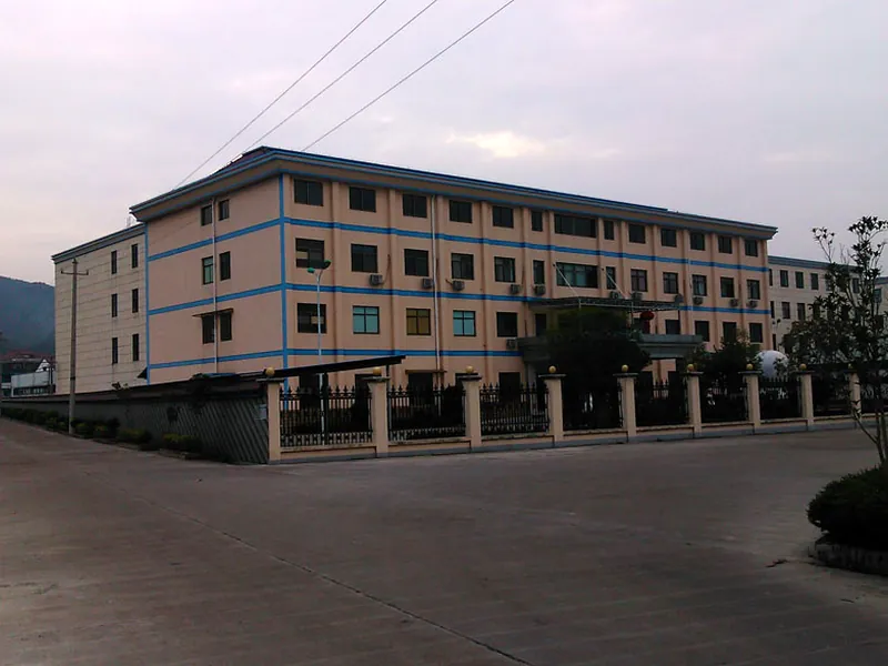 A fábrica da HW Crafts na vila de Sunduan, Shaoxing