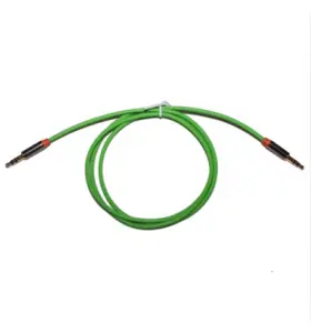Cable auxiliar de audio a medida para conector de auriculares de 3,5 mm de coche