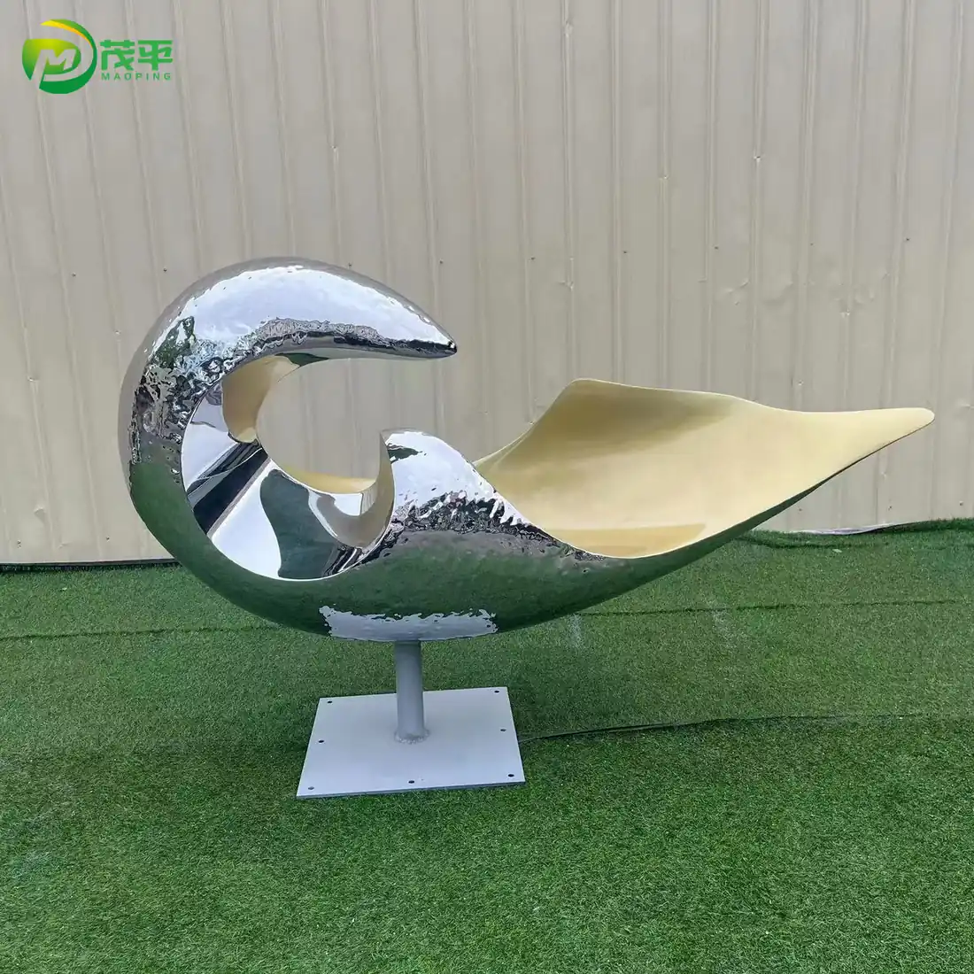 アブストラクトチェックマーク彫刻