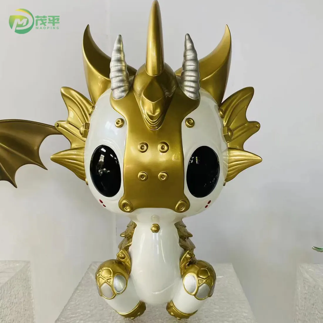 漫画のモンスターのガラス繊維の彫刻
