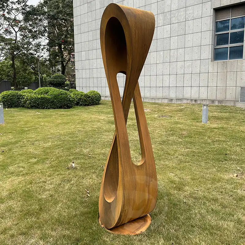 庭の芝生のEdging Cortenの鋼鉄彫刻