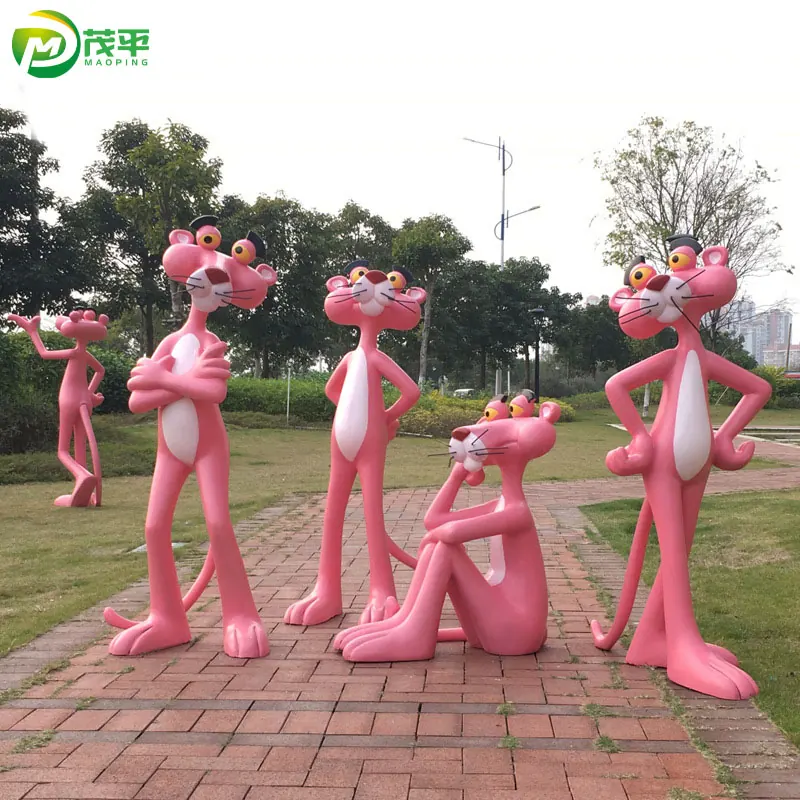 ピンクのパンサーの彫刻