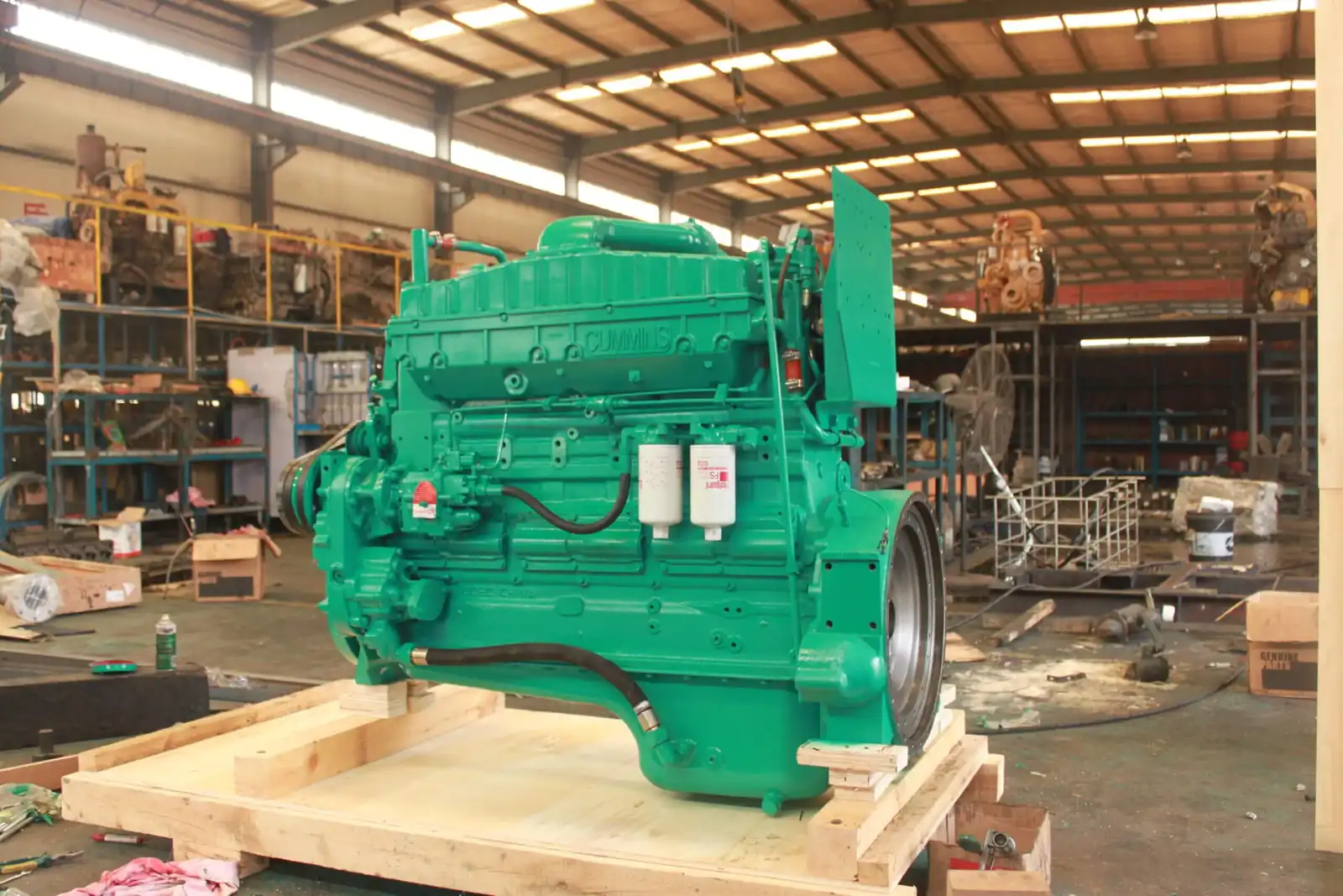 Cummins NTA855 Generator Diesel Engine 350kW Generator Engine Assembly shown from another angle