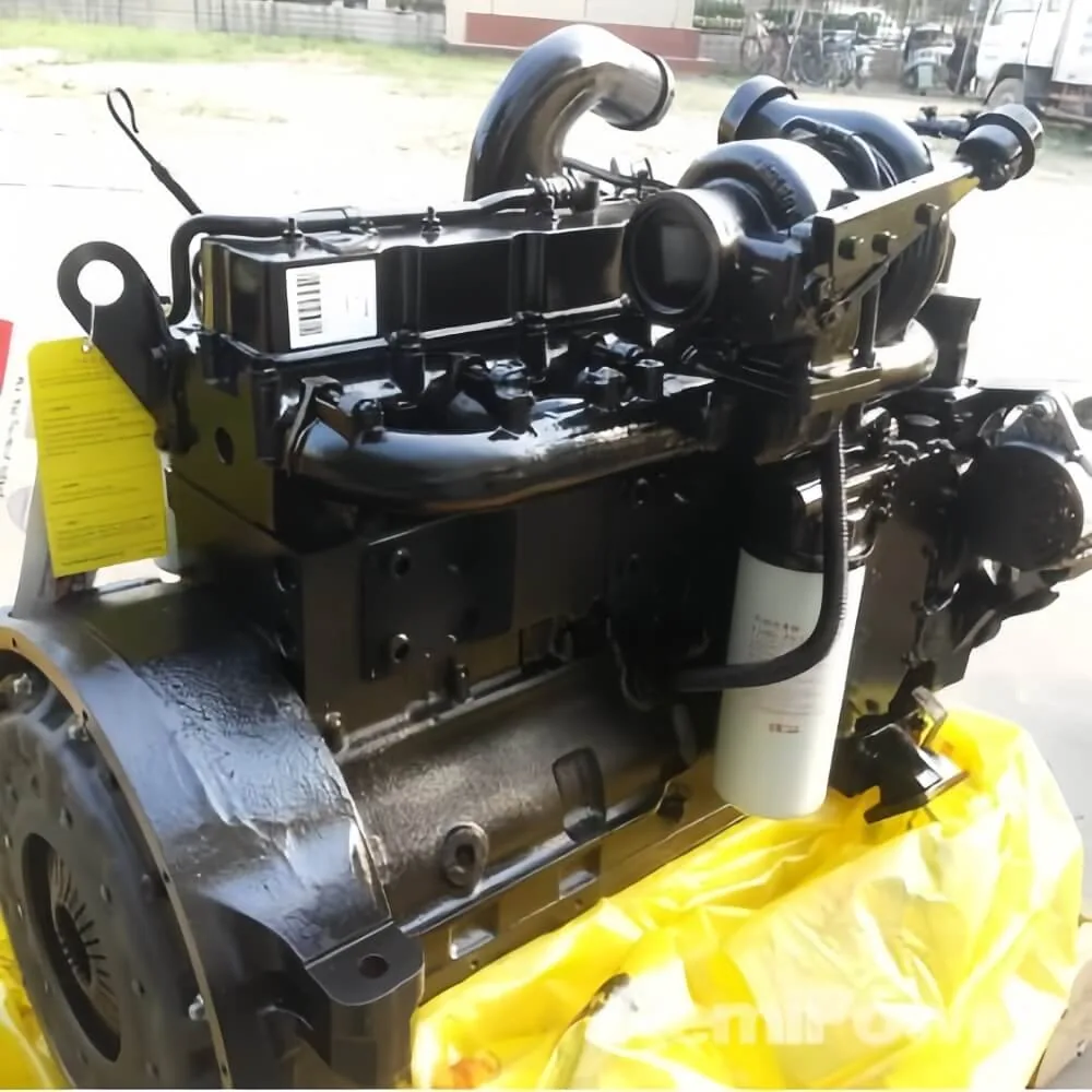 Cummins C260-33 191KW 260HP Vehicle Diesel Engine shown from another angle