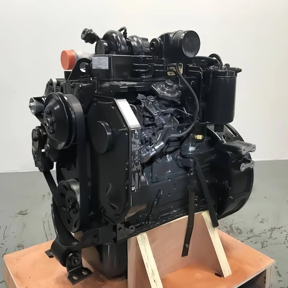 Cummins C300-20 221KW 300HP Vehicle Diesel Engine shown from another angle