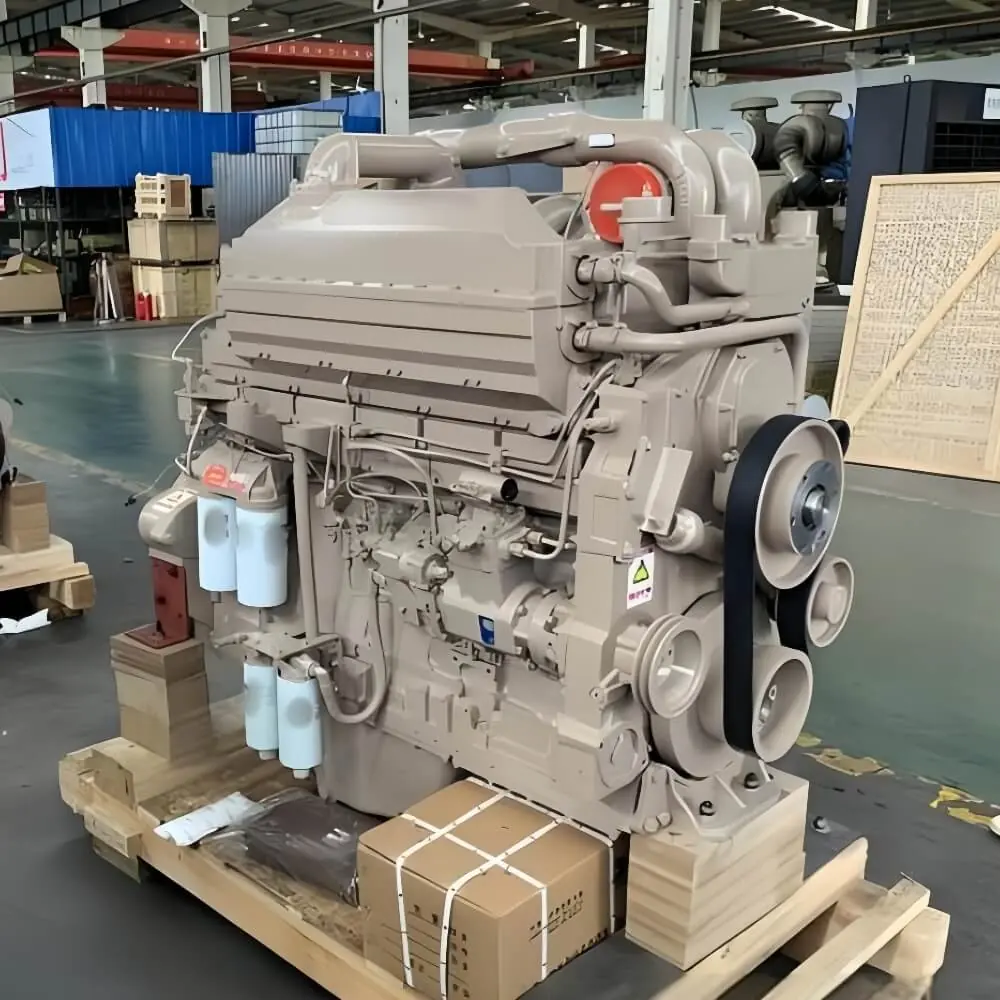 Cummins NTA855 149KW 200HP Marine Diesel Engine shown from another angle