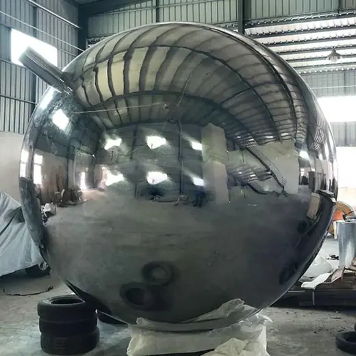 3000 mm große Hohlkugel aus Edelstahl