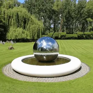 Schwimmender Ball aus Edelstahl