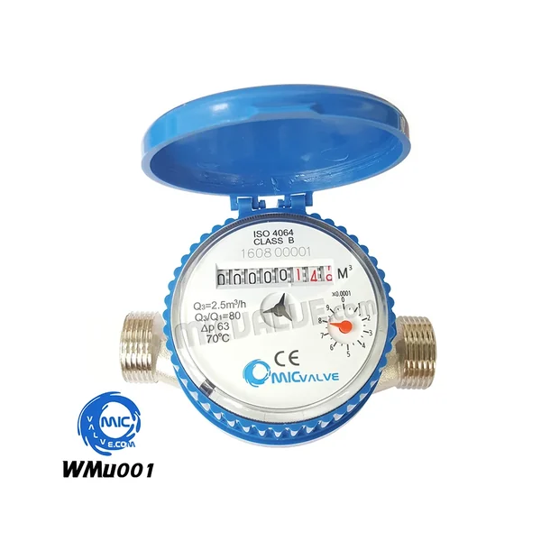 WMU001 DN15 uniflow water meter with threaded connections and flow direction arrow
