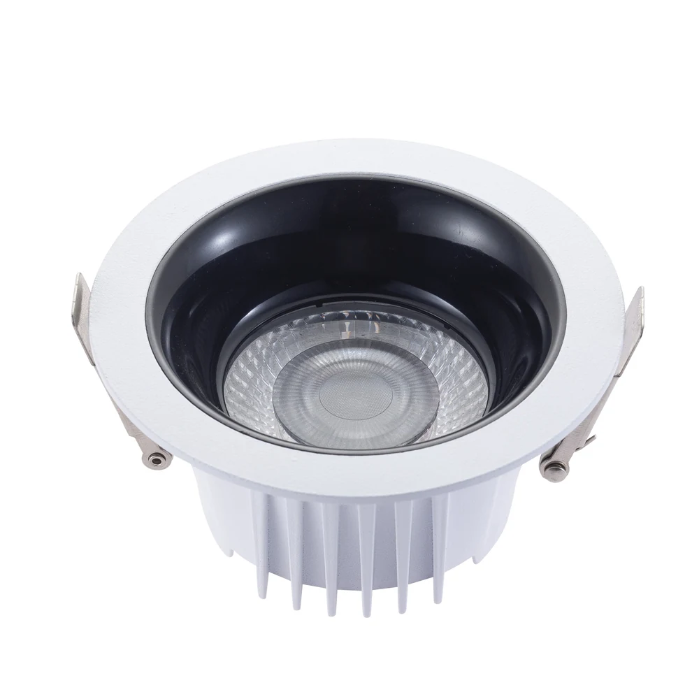 نموذج الإضاءة النازل LED GG2505B في غلاف من الألومنيوم المصبوب مع شعاع 36 درجة