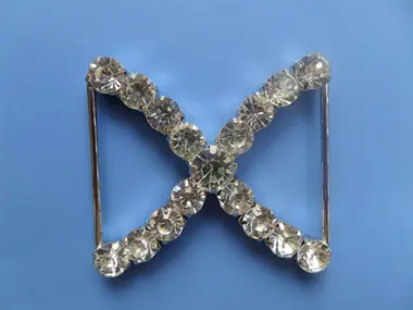 R4C - 4cm diamante buckle