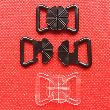261122 - gymnastic plastic clsoures