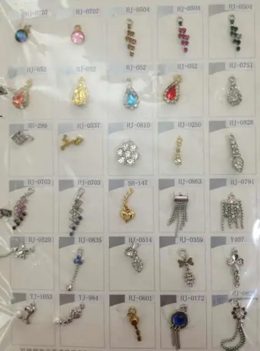 j6 - Metal accessories