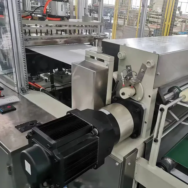 Dust Bag Machine (700) view 4