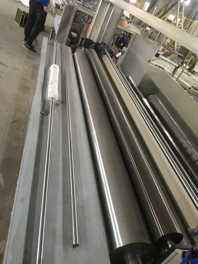 Non Woven Fabrics Slitting And Rewinding Machine view 2