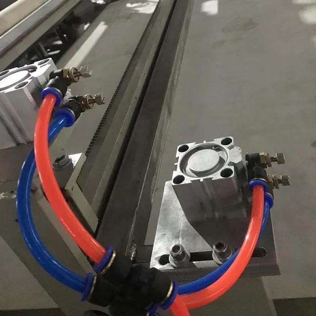 Non Woven Slice Cutting Machine Guarded Build view 3