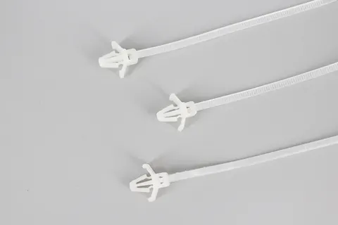 Bridas de nailon de fijación a presión de 3*100 mm, blancas y negras, TS 16949 para la industria del automóvil