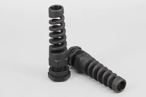 Prensaestopas PG estancos IP68 espirales con alivio de tracción en material PA, negros y grises, homologados CE