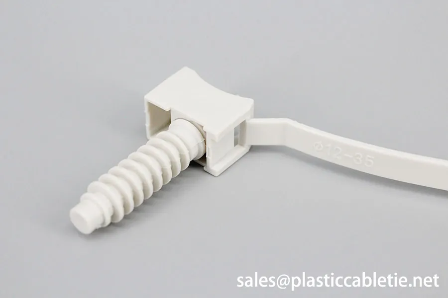 Saddle mounting cable ties with plastic screw 165MTS / 180MTS
