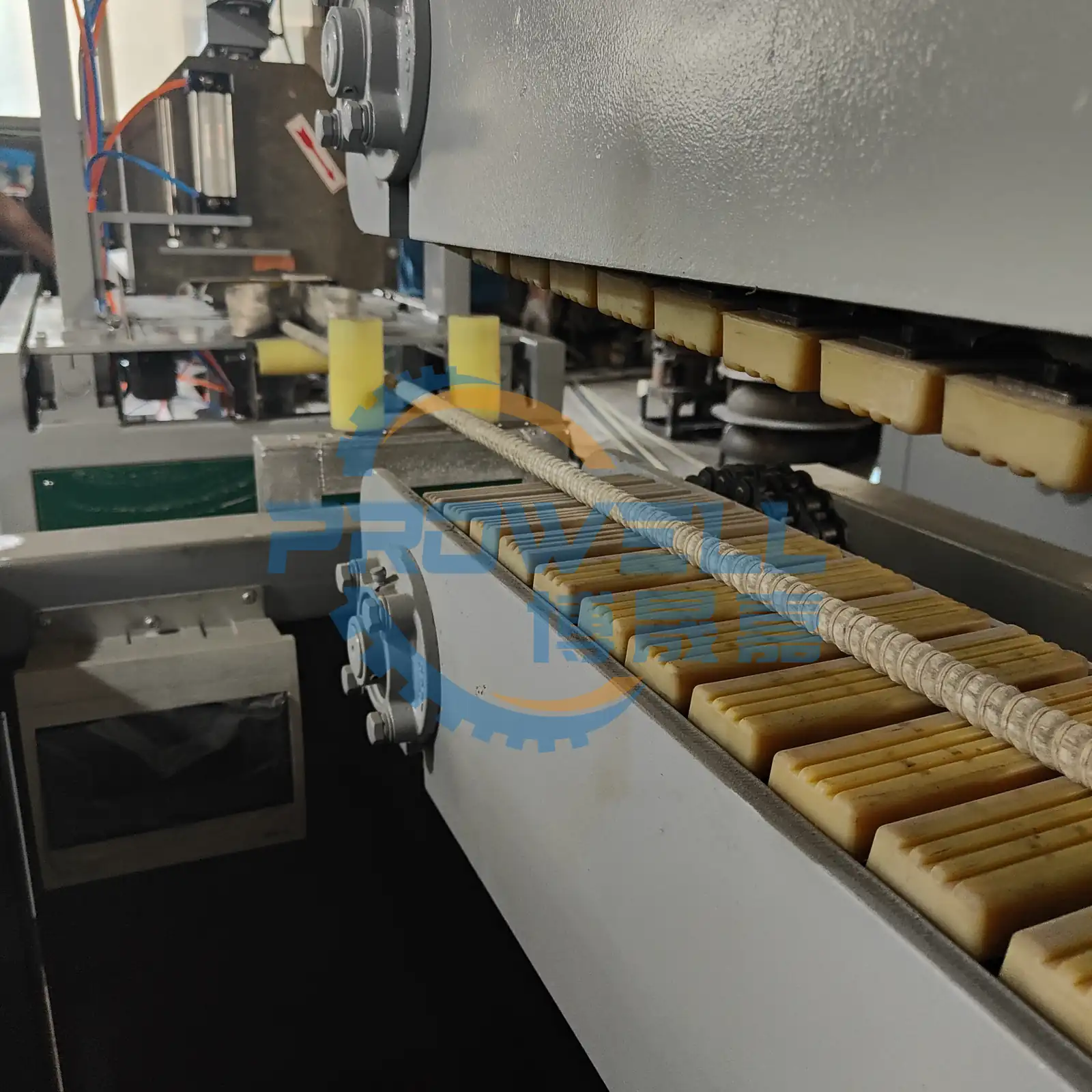 Máquina de tracción de goma para línea de pultrusión de barras GFRP