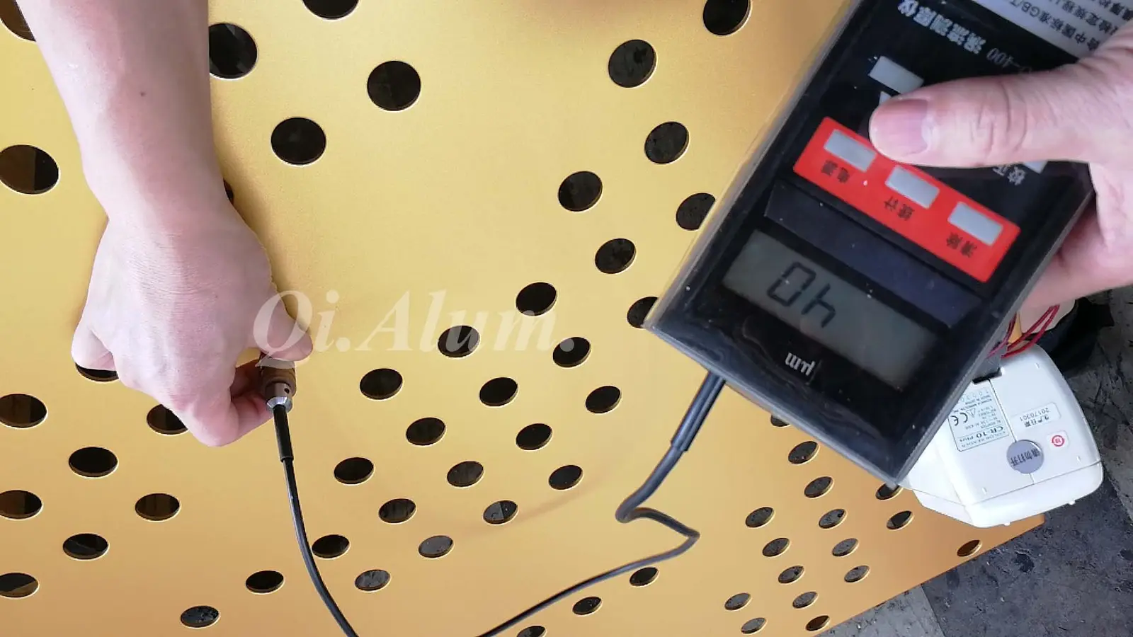Durable 1.5mm/2mm/3mm Golden Painted Aluminum Hole Punching Sheet — 7