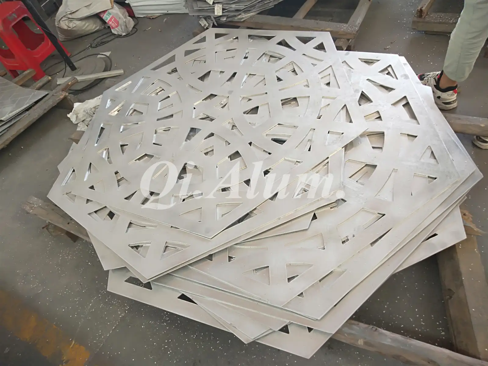 CNC Cut Custom Pattern Fireproof Perforated Curtain Wall Aluminum Screen — 5