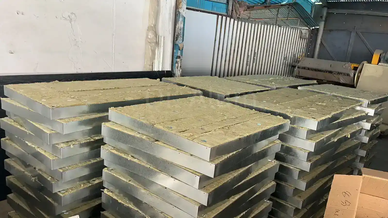Simple Installation Modern Construction Curtain Wall Panel of GI Backpan Are Long Term for — 4